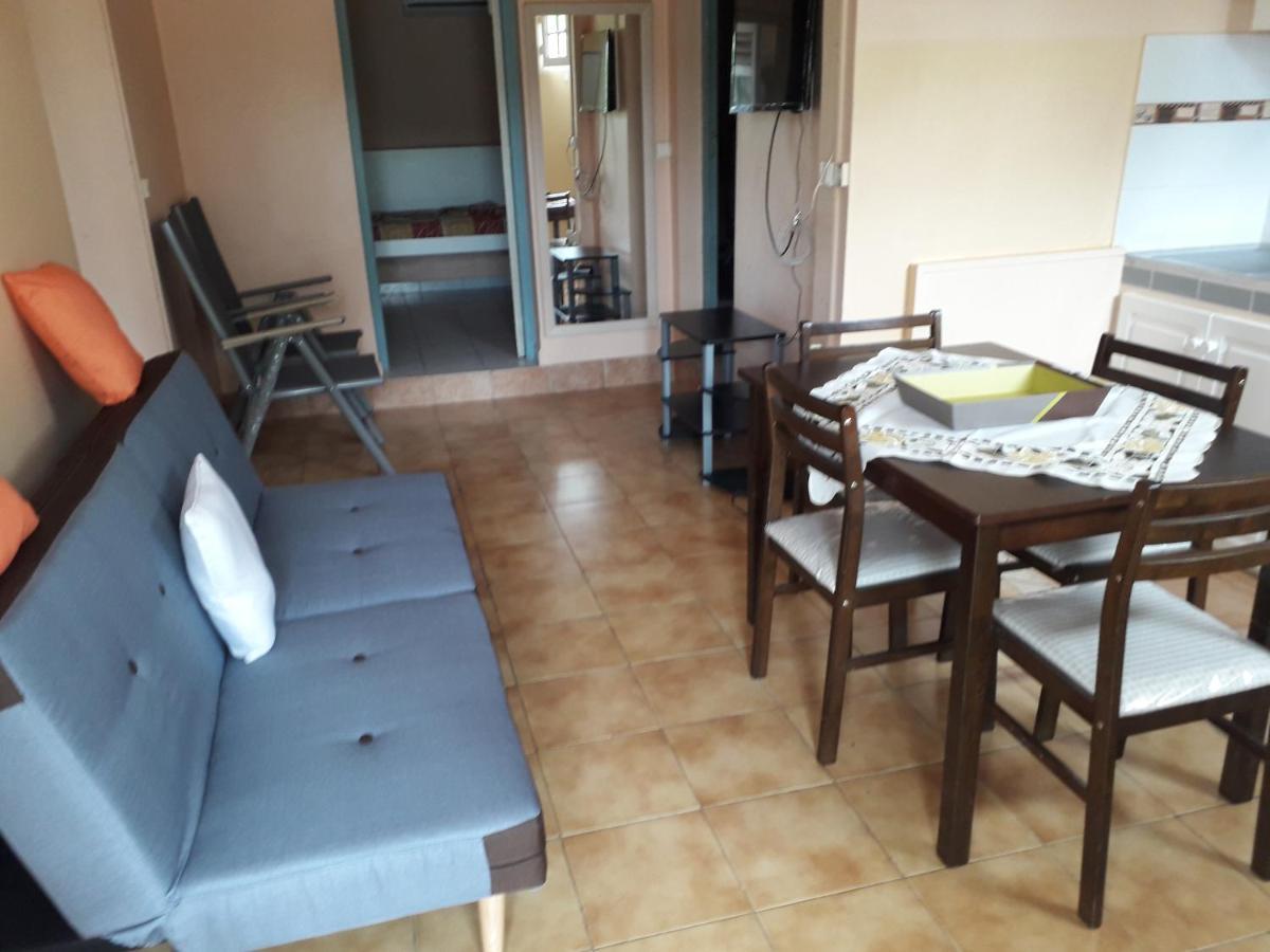 La Colombe Apartment Riviere-Salee ภายนอก รูปภาพ